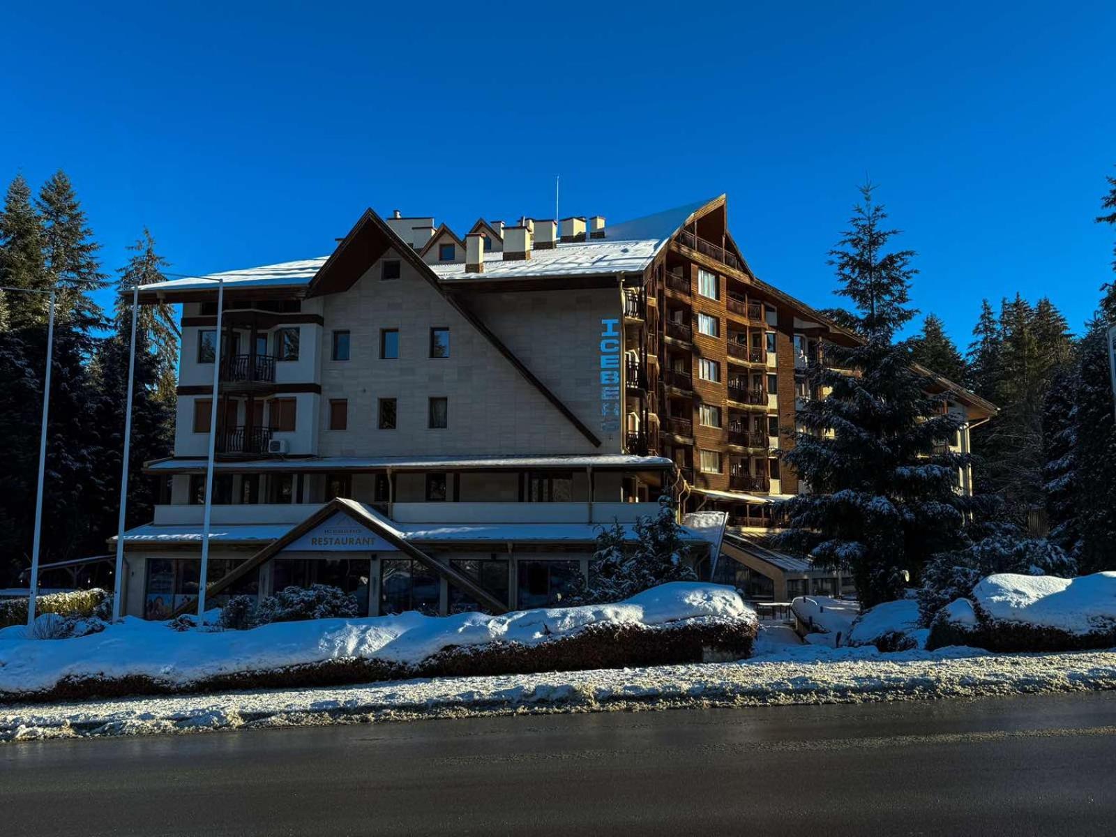 Hotel Iceberg Borovets Exterior foto